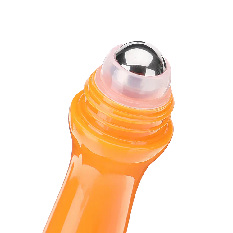 Rullo occhi alla vitamina C con il 10% di vitamina C per uno sguardo fresco e radioso 15 ml