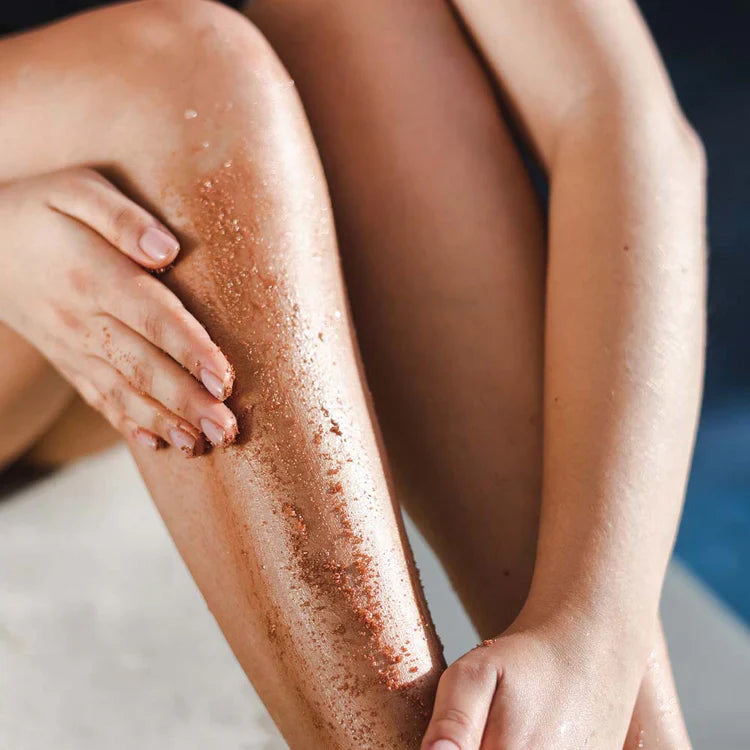 Scrub di bagliore al cioccolato per la pelle levigante e nutriente 200 g